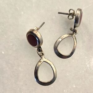 925 Elegant Silver and Red Teardrop Earrings